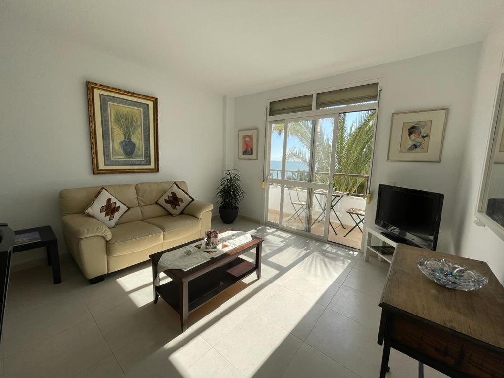 Apartamento Frente A La Playa Piso 3 Estepona Exterior photo